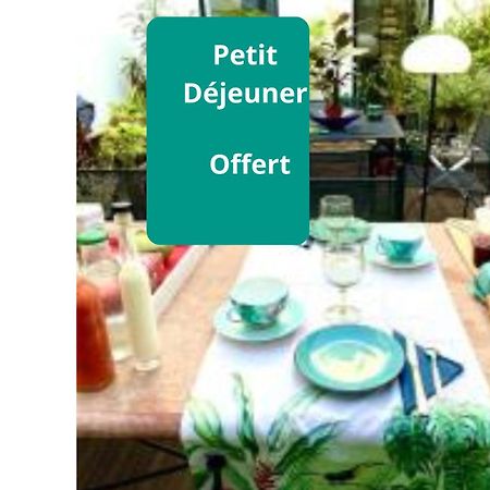 Patio 3 Pezenas Centre Il Y A Plus Cher Mais C Est Moins Bien Εξωτερικό φωτογραφία